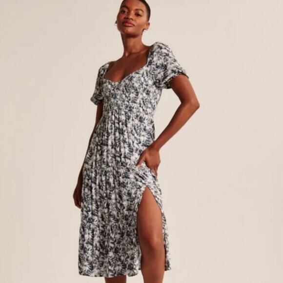 NWT Abercrombie & Fitch Short Sleeve Smocked Midi Dress Size SP - Picture 1 of 9